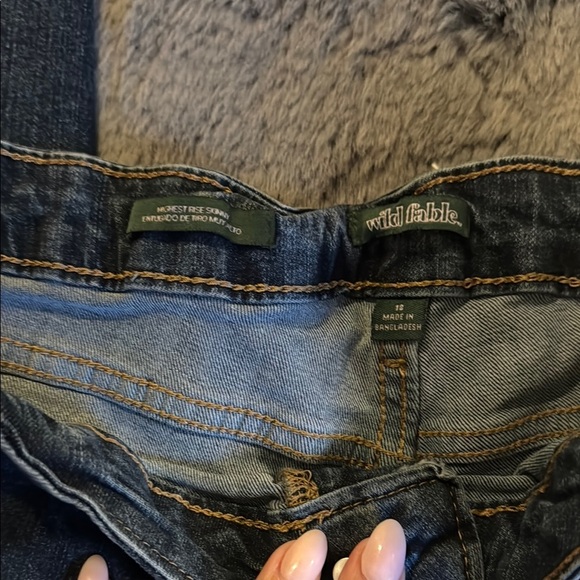 Women's Distressed Blue Jeans - Picture 7 of 10